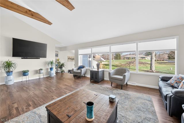 13814 Fox Hills Drive, Novelty, OH 44072