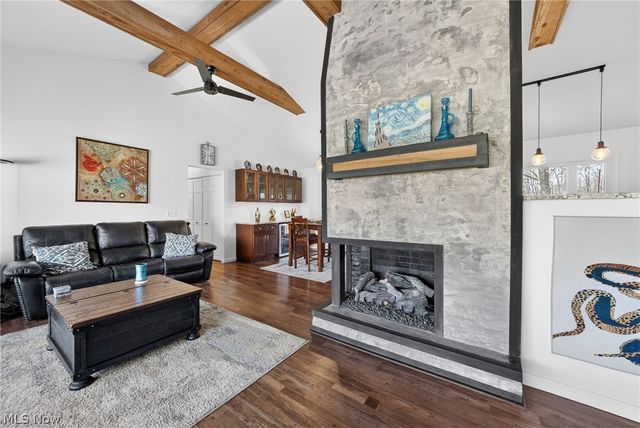 13814 Fox Hills Drive, Novelty, OH 44072