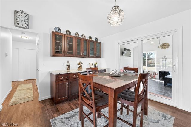 13814 Fox Hills Drive, Novelty, OH 44072