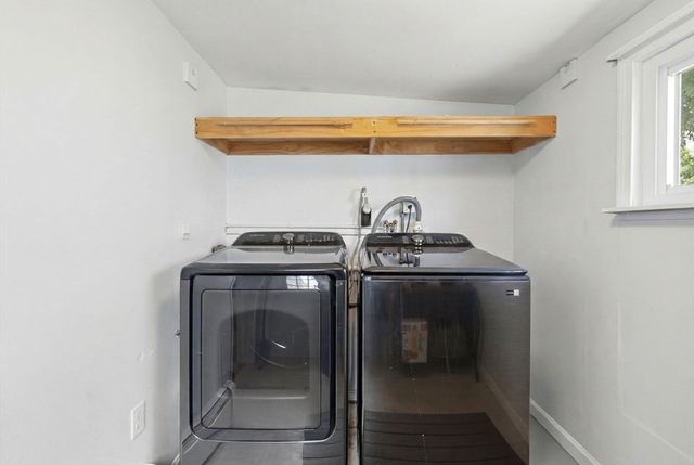 29 Fisher St, North Attleboro, MA 02760