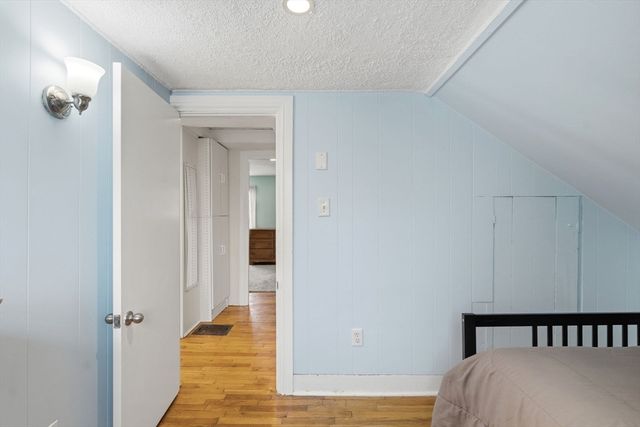 29 Fisher St, North Attleboro, MA 02760