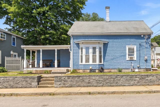 29 Fisher St, North Attleboro, MA 02760