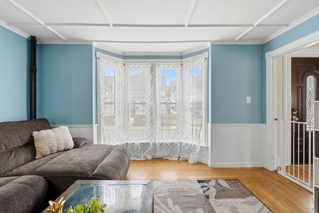 29 Fisher St, North Attleboro, MA 02760