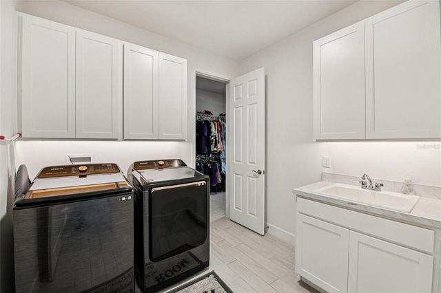 2616 CEDAR SHAKE COURT, Oviedo, FL 32765