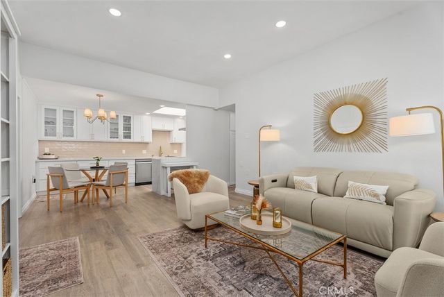 955 Calle Aragon H, Laguna Woods, CA 92637
