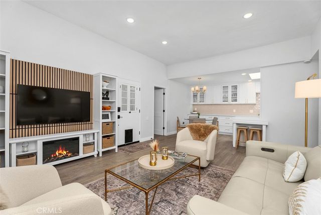 955 Calle Aragon H, Laguna Woods, CA 92637