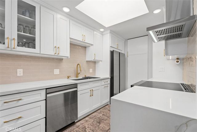955 Calle Aragon H, Laguna Woods, CA 92637