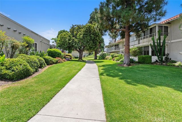 955 Calle Aragon H, Laguna Woods, CA 92637