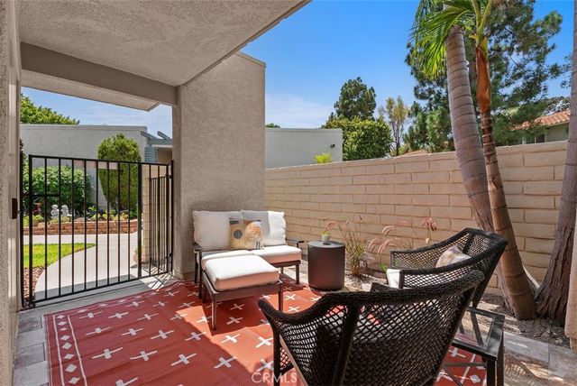 955 Calle Aragon H, Laguna Woods, CA 92637