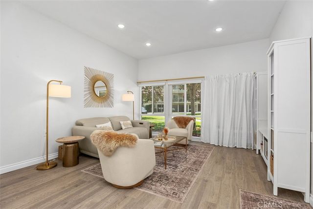 955 Calle Aragon H, Laguna Woods, CA 92637