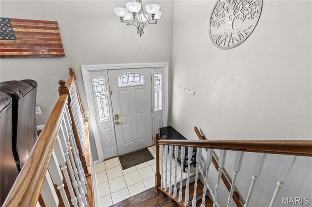 5304 Dixon Drive, Godfrey, IL 62035