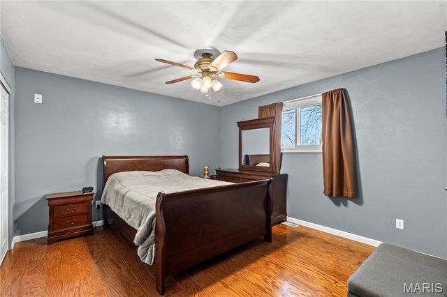 5304 Dixon Drive, Godfrey, IL 62035