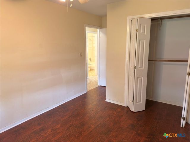 121 Byron Lane, Victoria, TX 77901