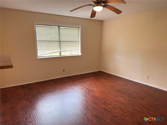 121 Byron Lane, Victoria, TX 77901