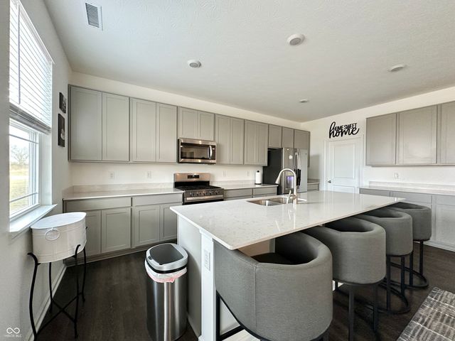 2698 Nampa Drive, Whitestown, IN 46075