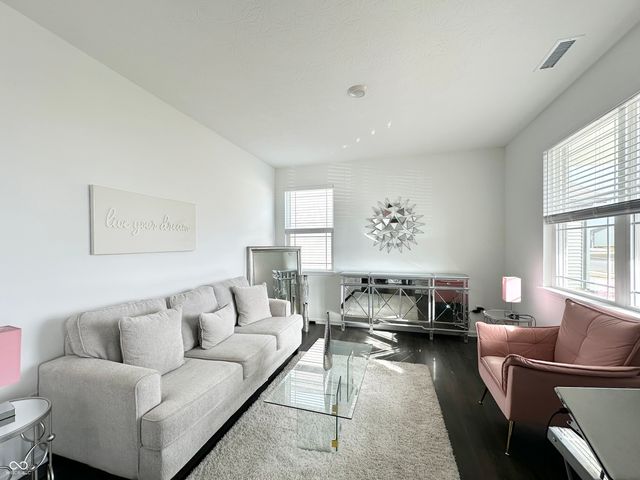 2698 Nampa Drive, Whitestown, IN 46075