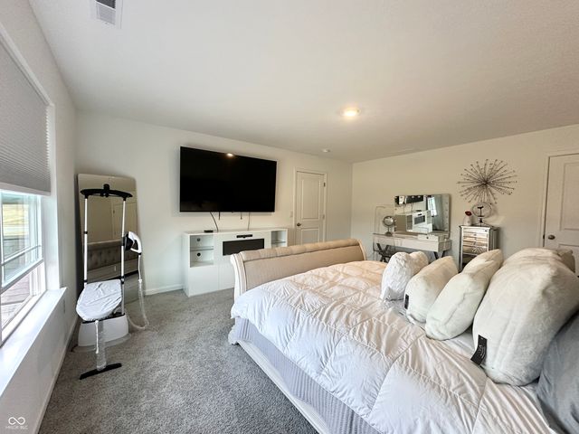 2698 Nampa Drive, Whitestown, IN 46075