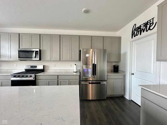 2698 Nampa Drive, Whitestown, IN 46075