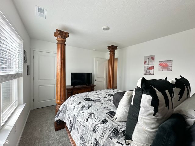 2698 Nampa Drive, Whitestown, IN 46075