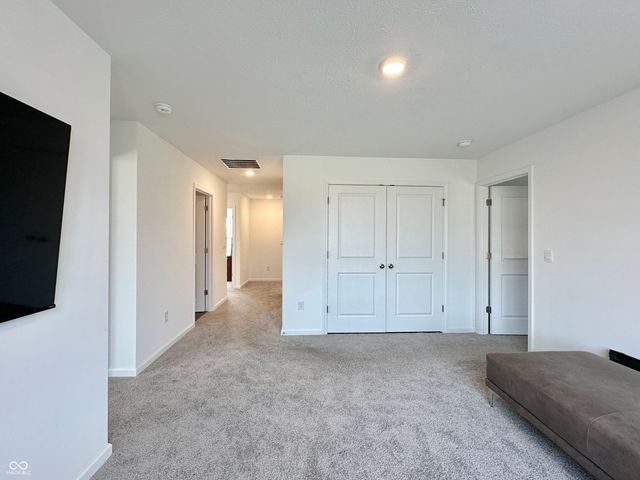 2698 Nampa Drive, Whitestown, IN 46075