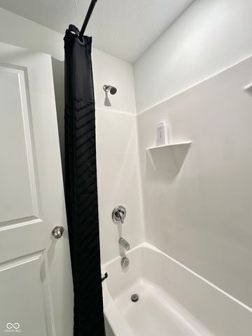 2698 Nampa Drive, Whitestown, IN 46075