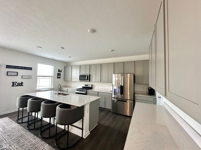 2698 Nampa Drive, Whitestown, IN 46075