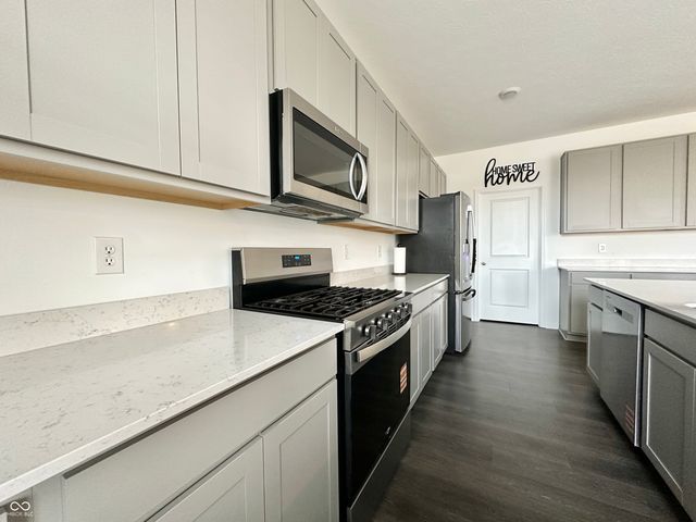 2698 Nampa Drive, Whitestown, IN 46075