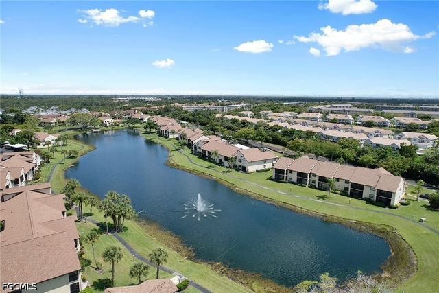 8565 Charter Club CIR 6, Fort Myers, FL 33919