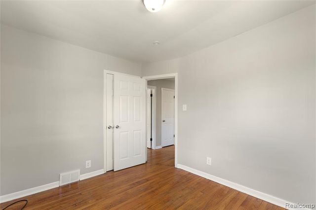 6869 Buhr Street, Hamtramck, MI 48212