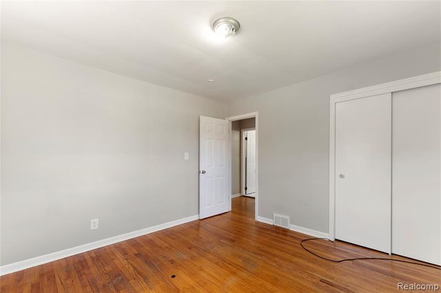 6869 Buhr Street, Hamtramck, MI 48212