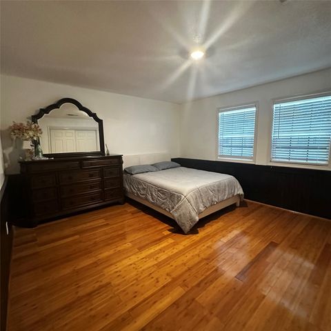 7326 S Dairy Ashford Road, Houston, TX 77072