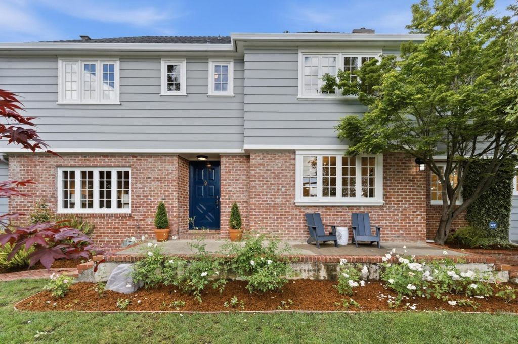 2835 Hillside Drive, Burlingame, CA 94010