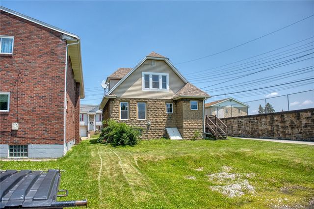 438 Miami St, East Mckeesport, PA 15035