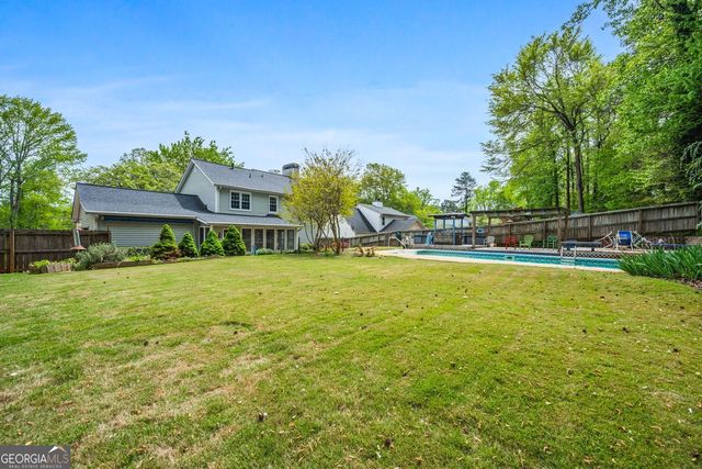 180 Forest Lane NW, Marietta, GA 30064