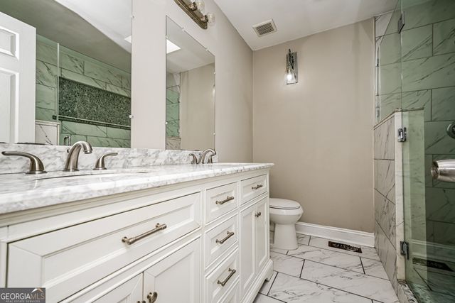 6155 Raleigh Oaks Court, Lithonia, GA 30058