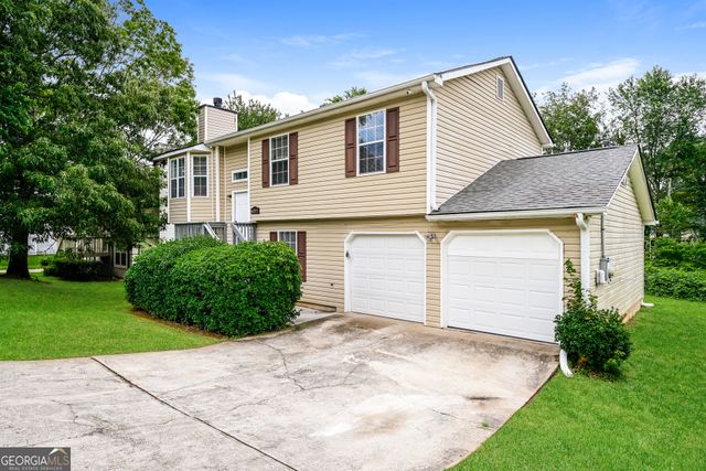 6155 Raleigh Oaks Court, Lithonia, GA 30058
