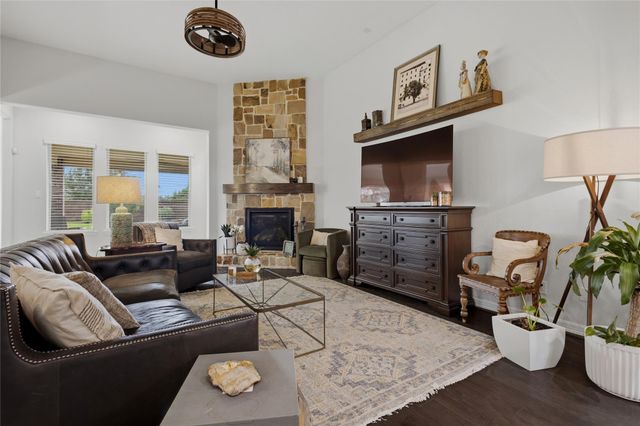 3596 Mustang Ridge Lane, Pearland, TX 77584