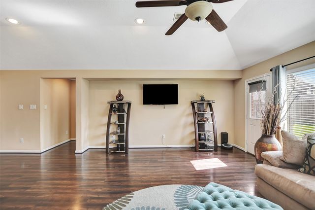 9706 Lockhart Reach Lane, Humble, TX 77396