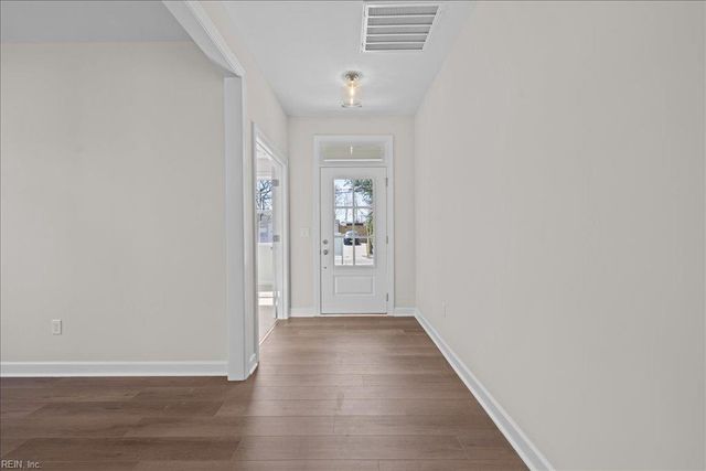 1840 Karen LN, Virginia Beach, VA 23454