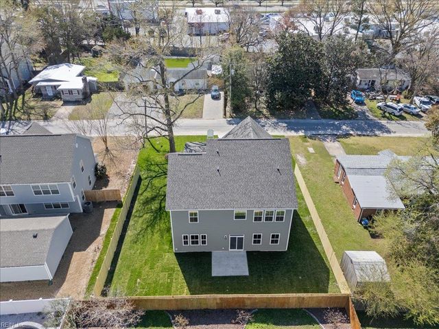 1840 Karen LN, Virginia Beach, VA 23454