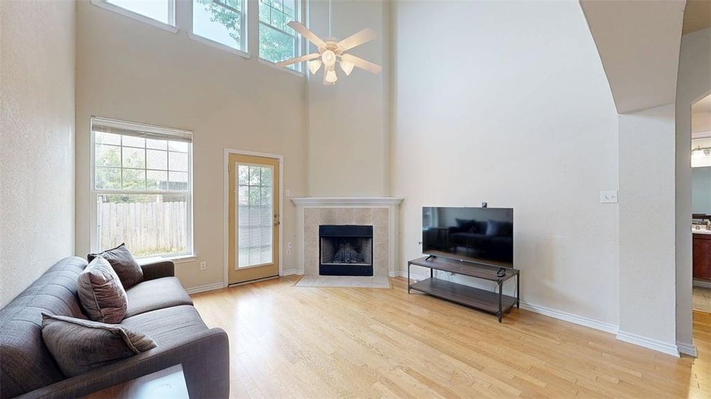 4307 Spring Hill Drive, College Station, TX 77845 — photo 2