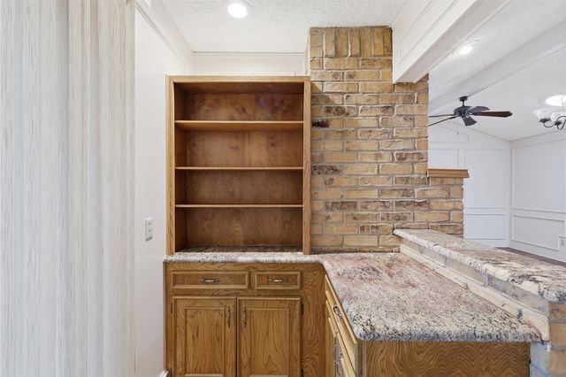 1030 Florence Drive, Duncanville, TX 75116