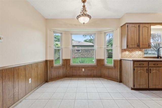 1030 Florence Drive, Duncanville, TX 75116