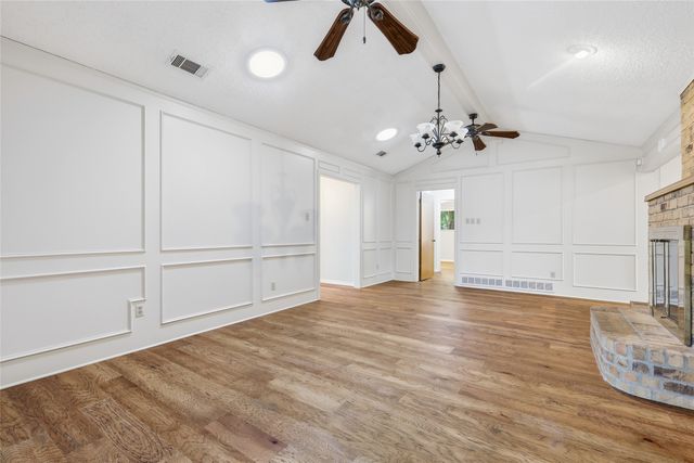 1030 Florence Drive, Duncanville, TX 75116