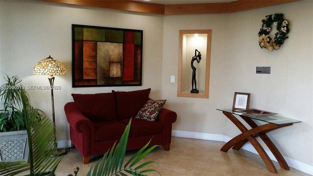 20840 San Simeon Way 209, Miami, FL 33179