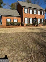 2904 Chesterfield Way SE, Conyers, GA 30013