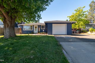 7701 Bellaire Way, White City, OR 97503