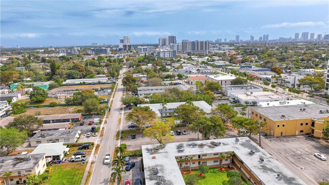 2458 Polk Street 201, Hollywood, FL 33020