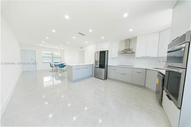 2458 Polk Street 201, Hollywood, FL 33020