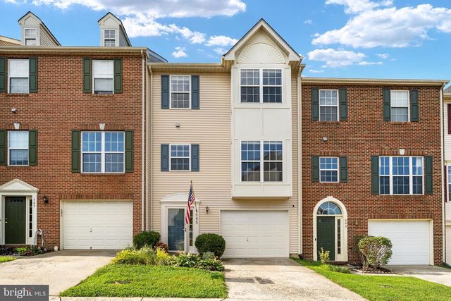 545 SPARKLEBERRY TER NE, Leesburg, VA 20176